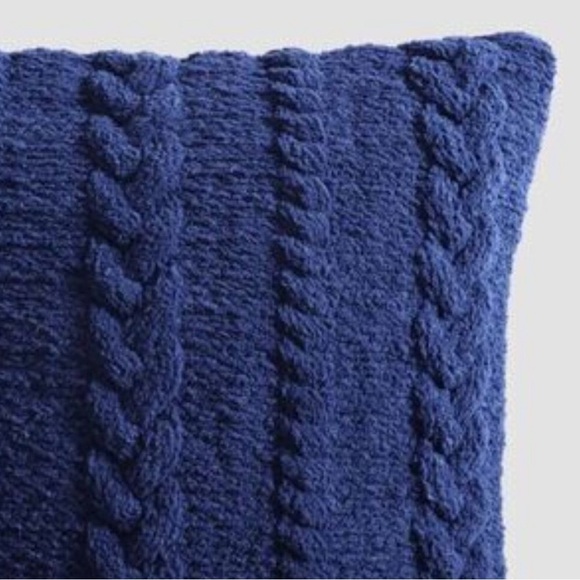 Sunday Citizen Braided Pillow Case & Pillow Insert - Picture 3 of 9